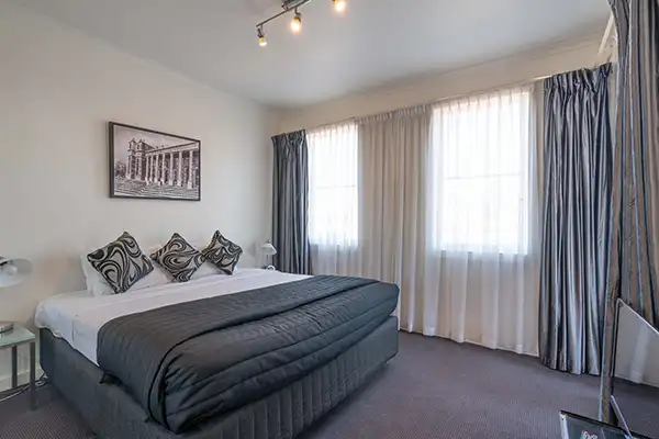 Clocktower Apartment Hotel Melbourne Executive One Bedroom 
